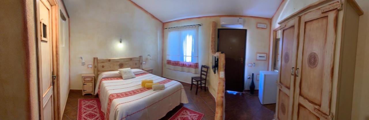 Canne Al Vento Bed and Breakfast Galtellì Exterior foto